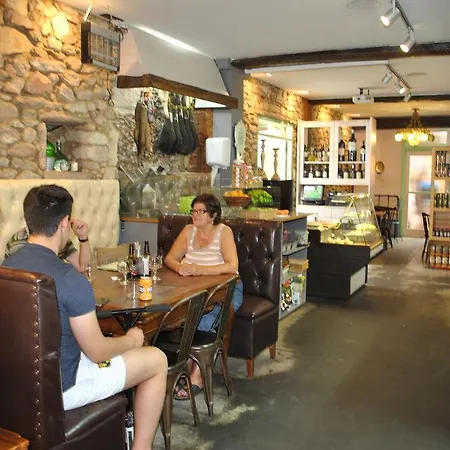 Kukia Guest house Noia